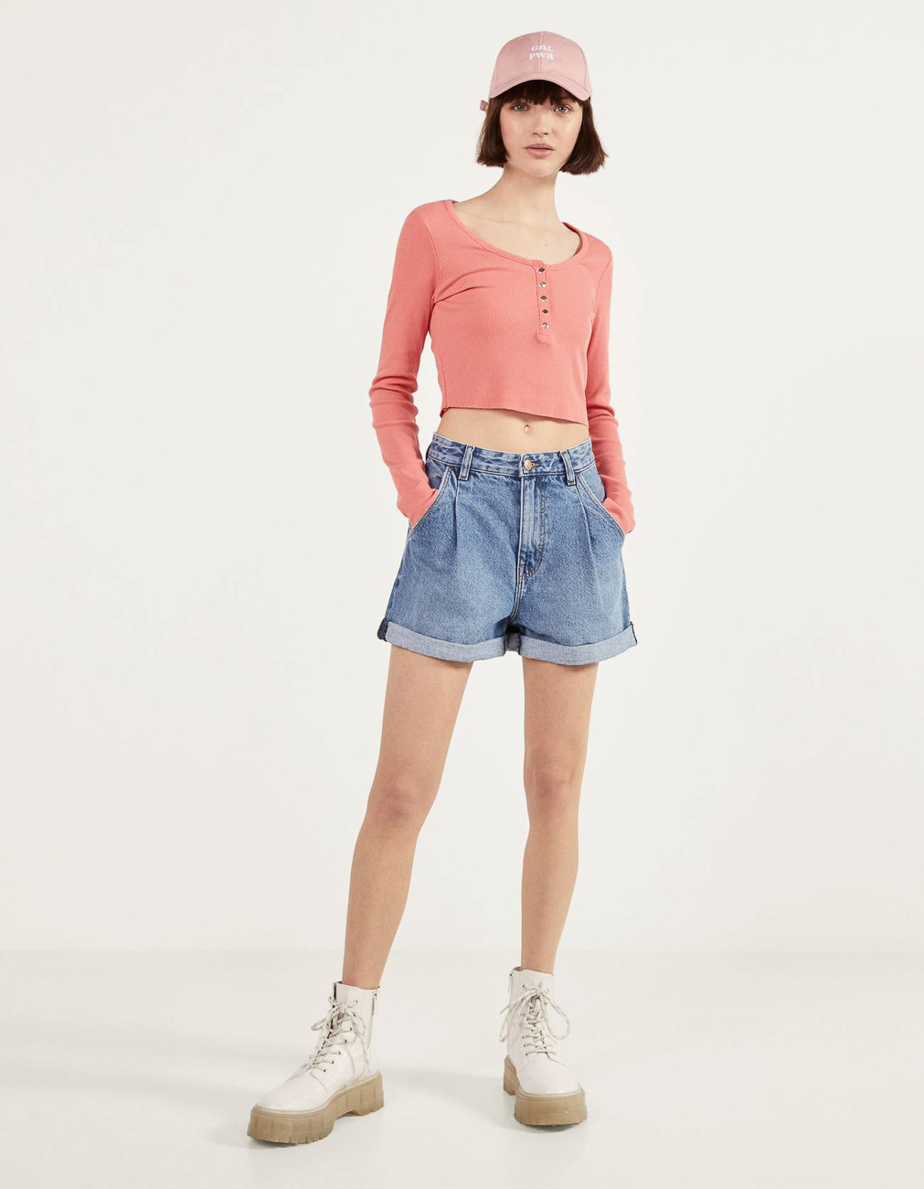 

Лонгслив Bershka Ж1055411 (2192/880/638) цвет розовый M