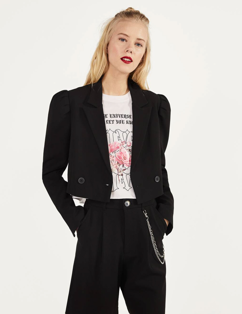 

Пиджак Bershka Ж1055505 (0989/168/800) цвет черный S