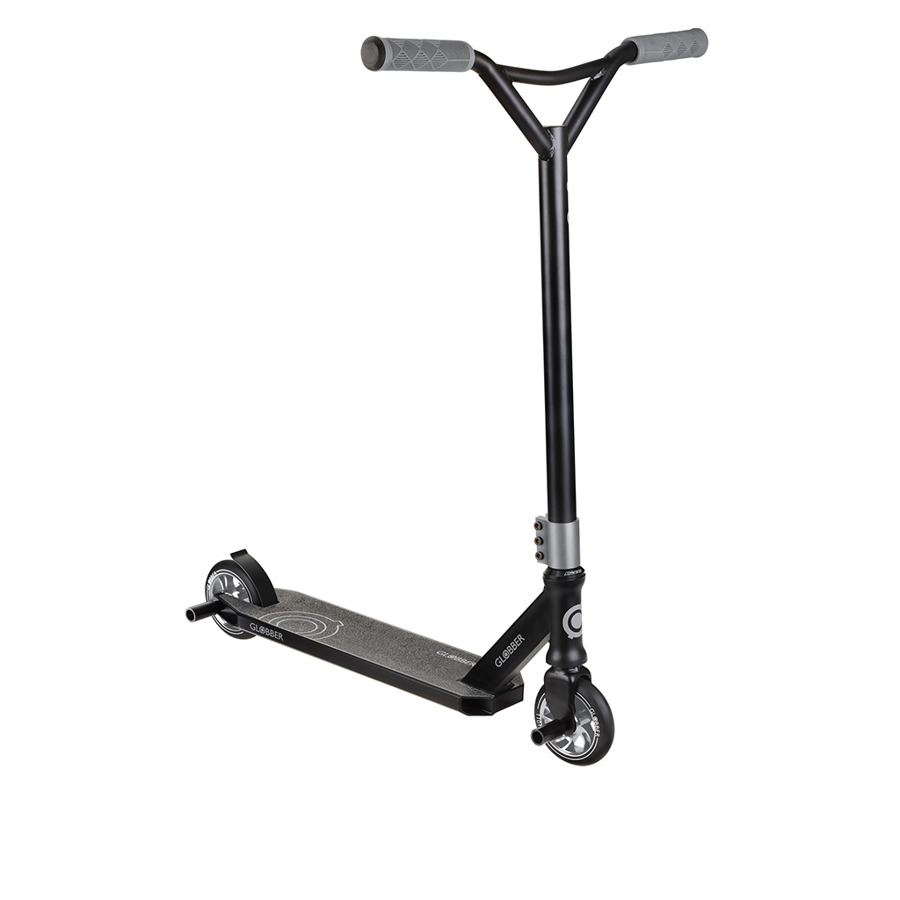 

Трюковый самокат GLOBBER GS720 черно-серый ( 3551 )