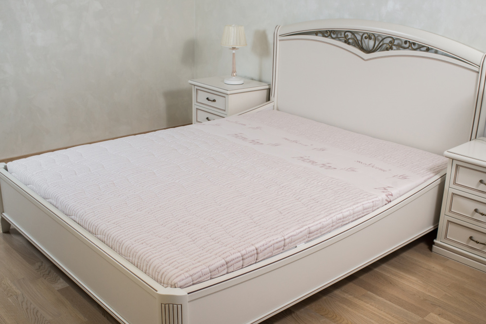 

Матрас ортопедический Wollwelt Mono Hard Bamboo 160х200 см Розовый