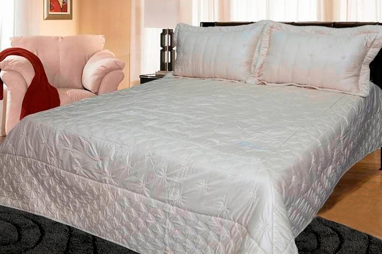 

Покрывало GoldenTex Восход 230х250