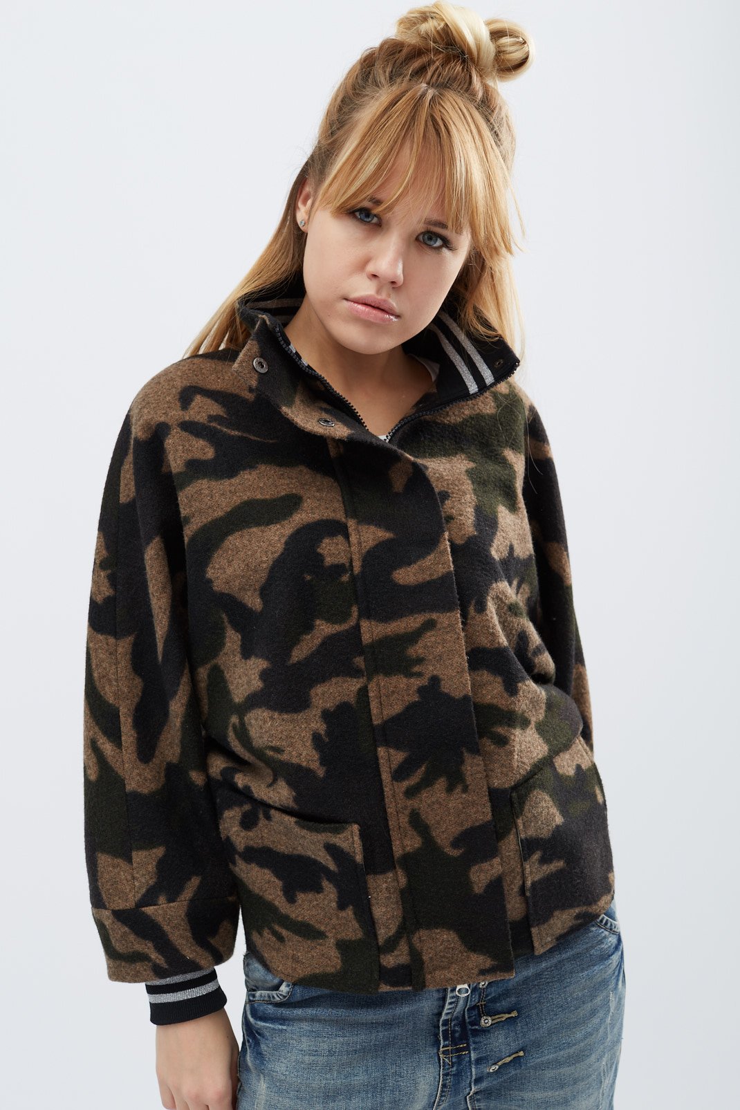 

Пальто LP-8790-1 Pretty Woman 48 хаки