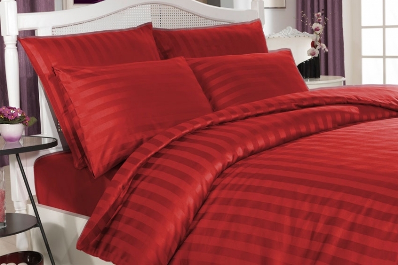

Постельное белье Altinbasak Pattern red 200х220