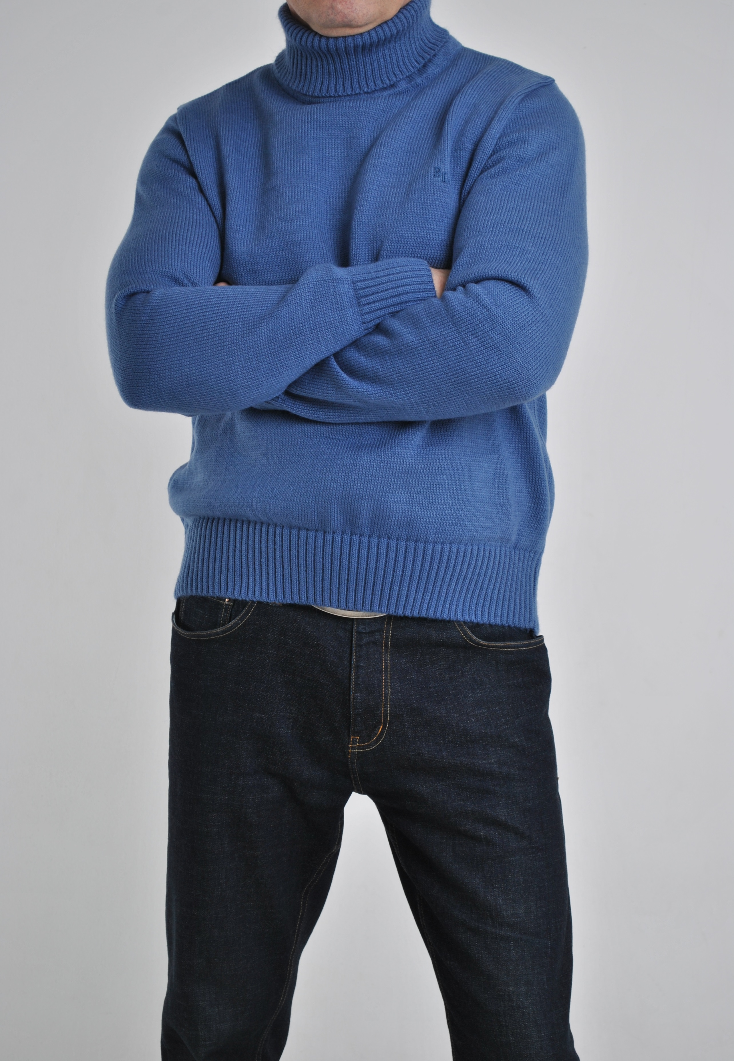 

Мужской шерстяной гольф-свитер с вышивкой, в сине-голубом цвете, р.2XL