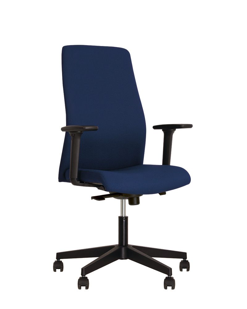 

Кресло офисное для кабинета SOLO R black ST PL70 с механизмом Synchro Trasla, пластиковая черная база, подлокотники с обитыми накладками, обивка ткань ZT Новый Стиль цвет Синий