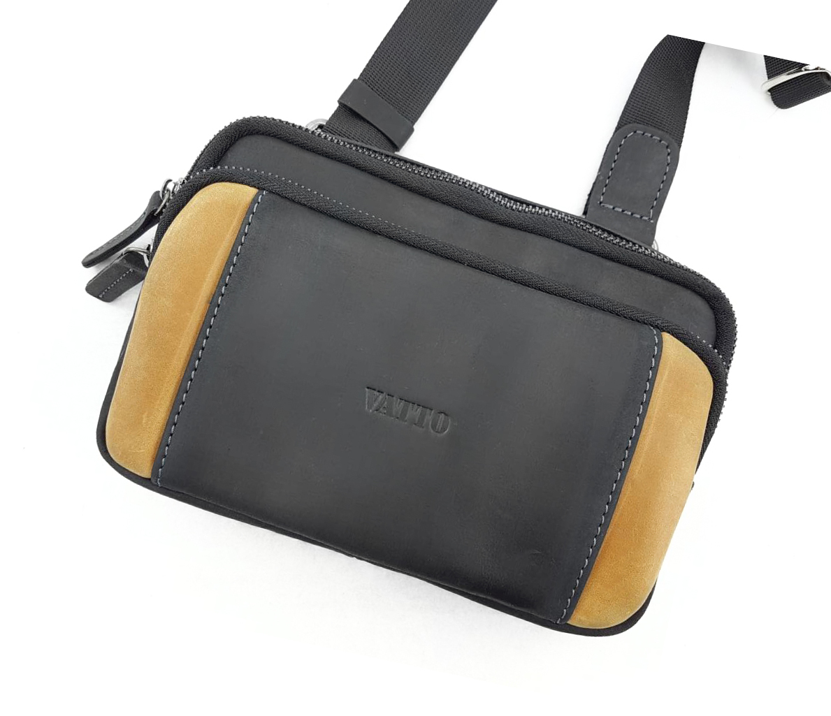 

Мужская сумка VATTO Mk74.1 Kr670.190