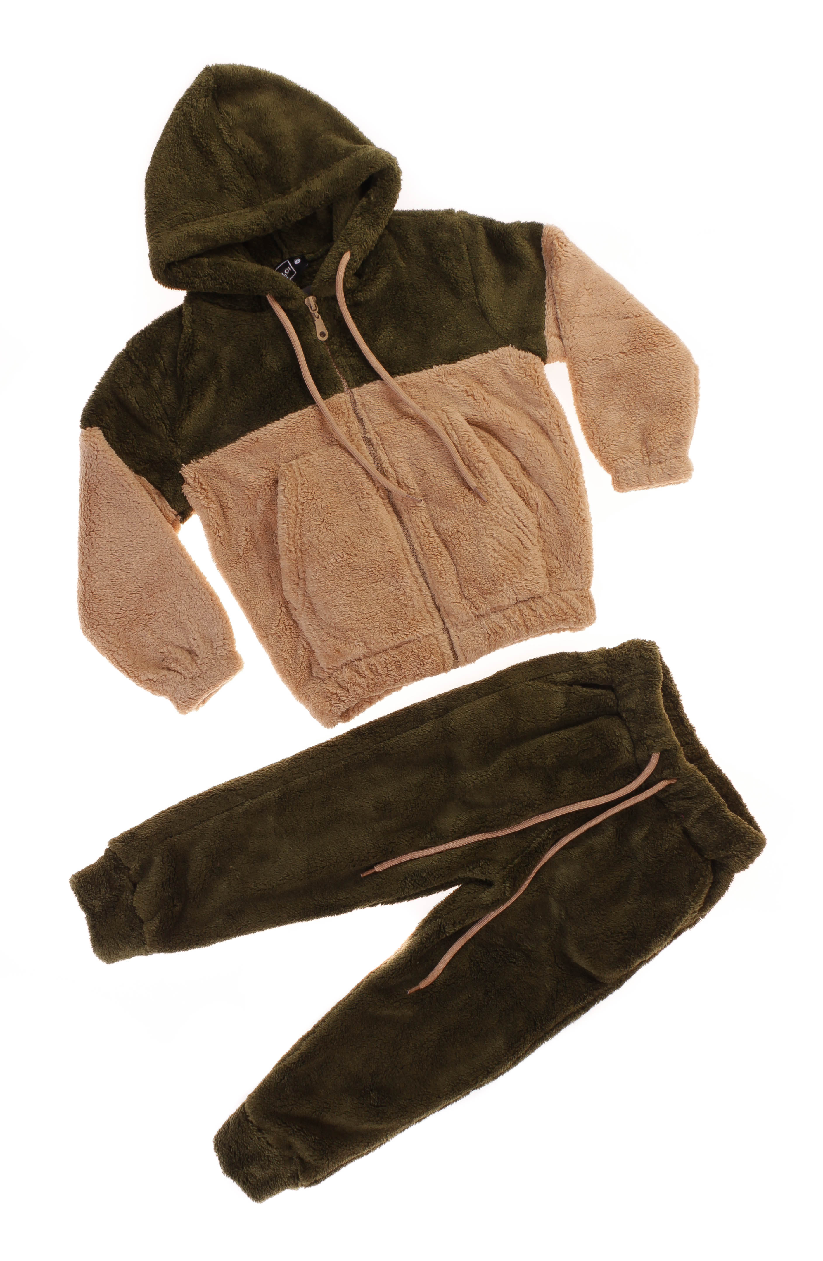 

Костюм Спортивный Cloise Зеленый 140 см CLO124003 (517026)