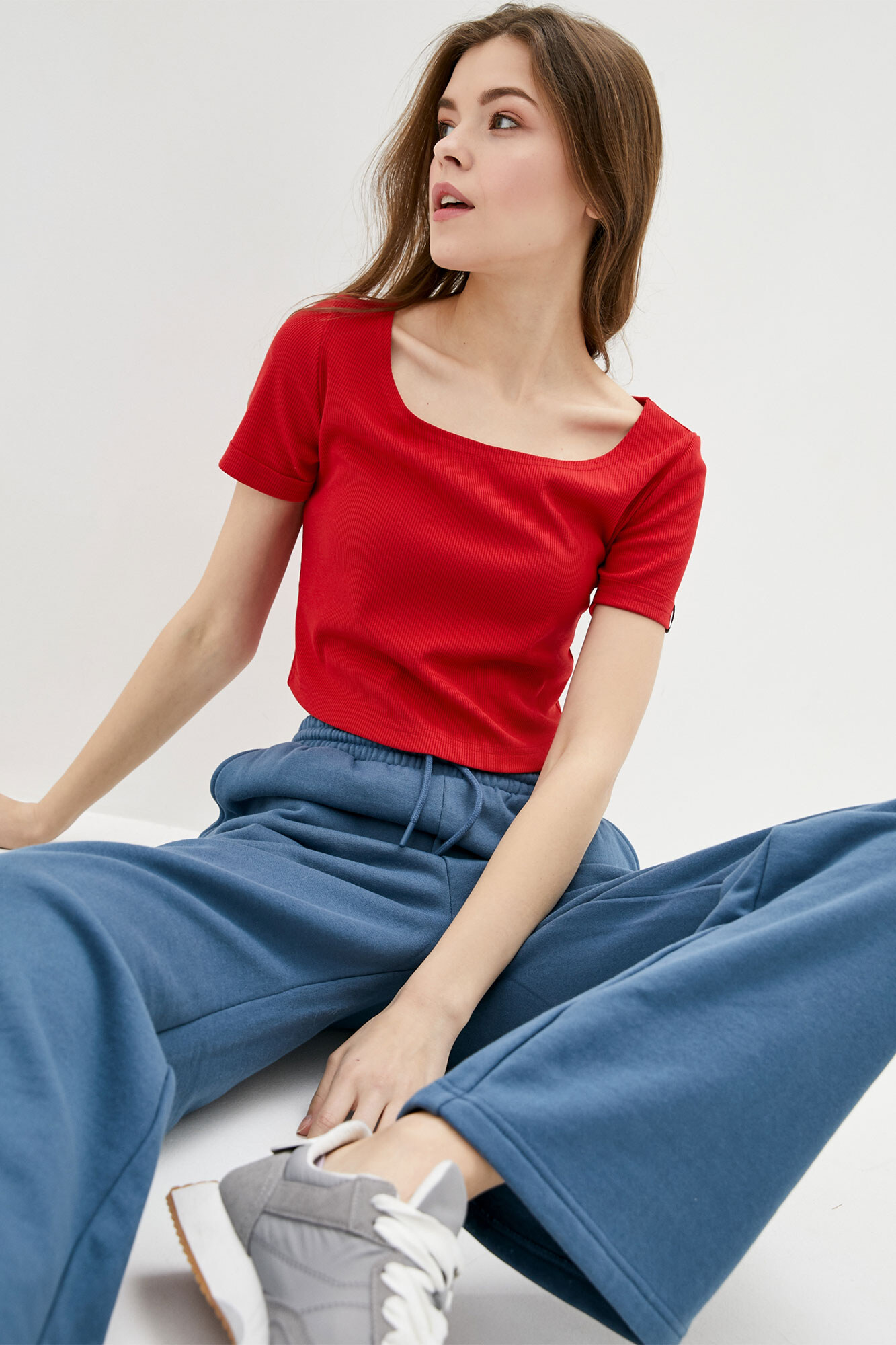 

Топ Garne SELIN XL Красный