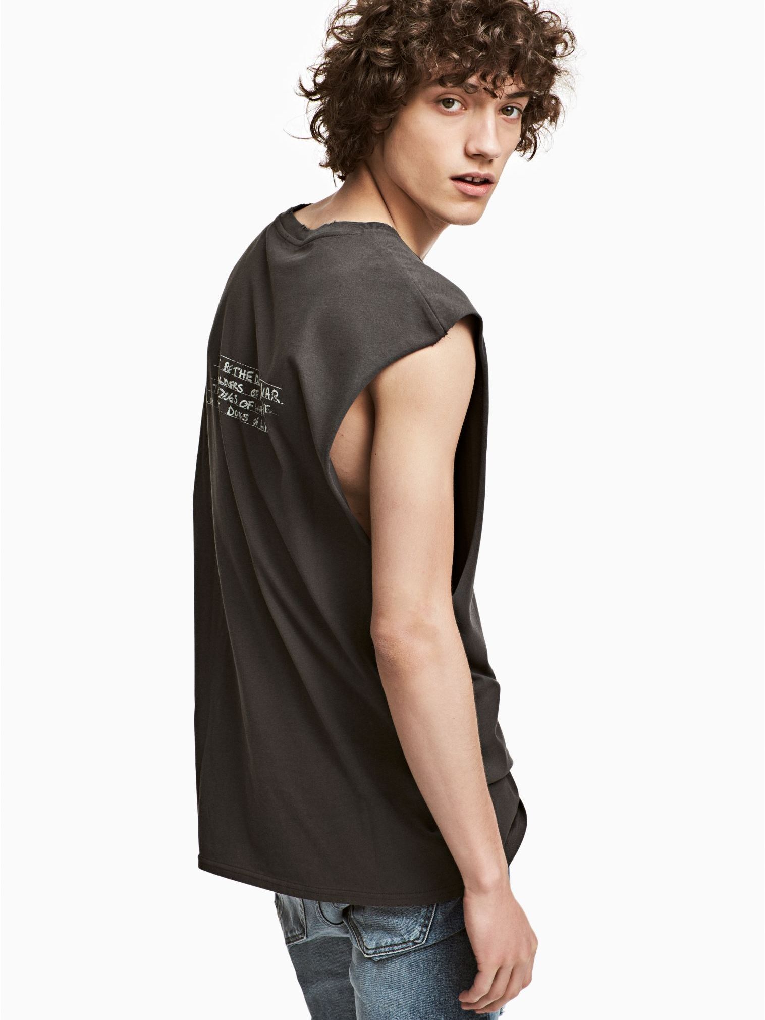 

Футболка H&M 0405943-5  Темно-серая, Футболка H&M 0405943-5 XS Темно-серая