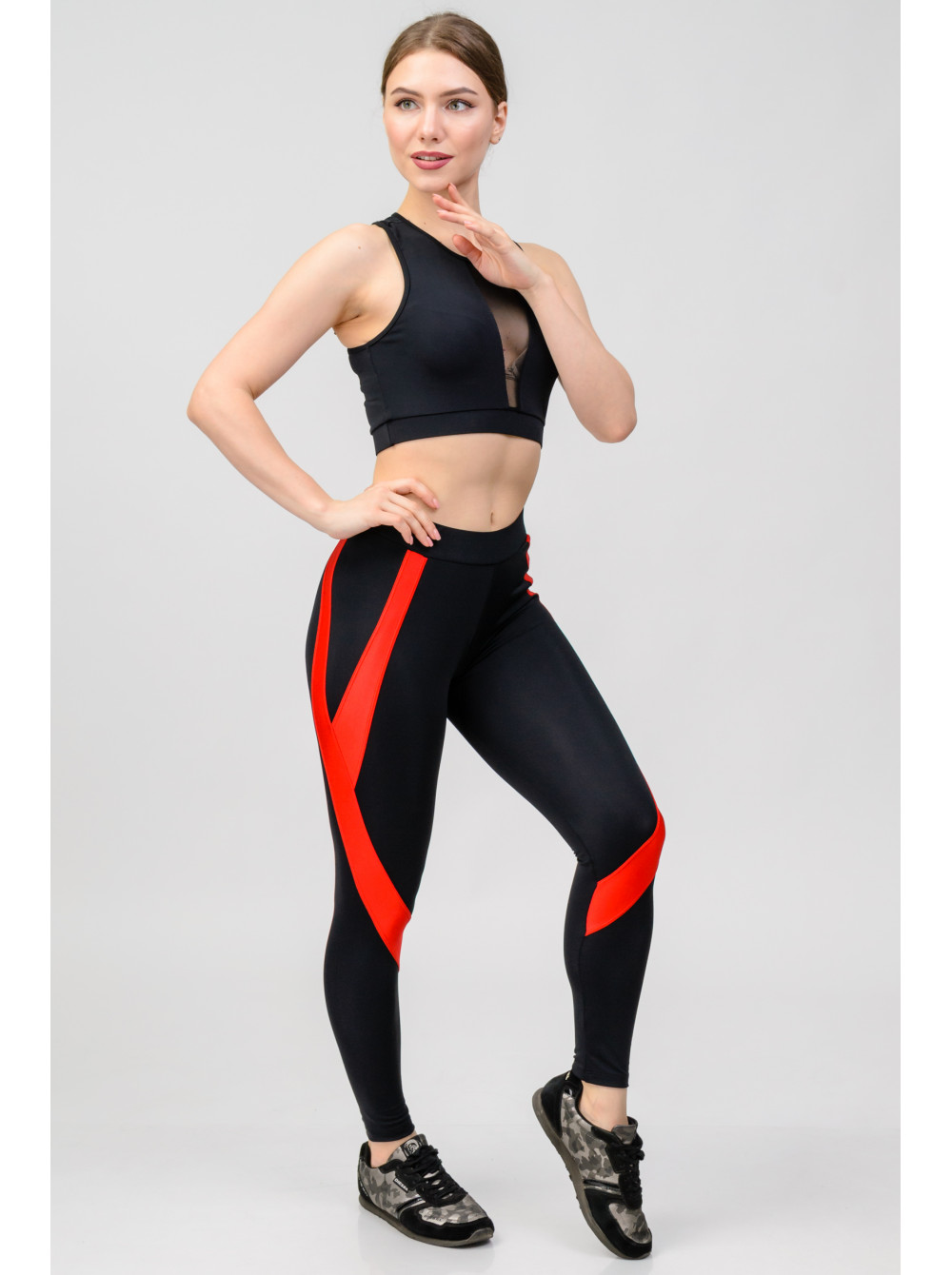 

Леггинсы GO fitness 800104 чер. XS-S Черный с красным