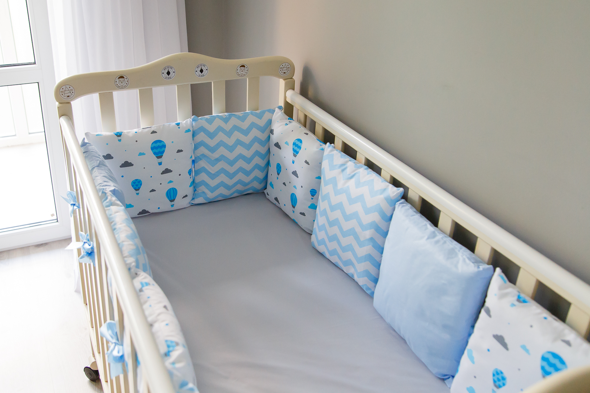 

Бортики подушки в детскую кроватку Chickster Blue lagoon 30x300 см Разноцветный