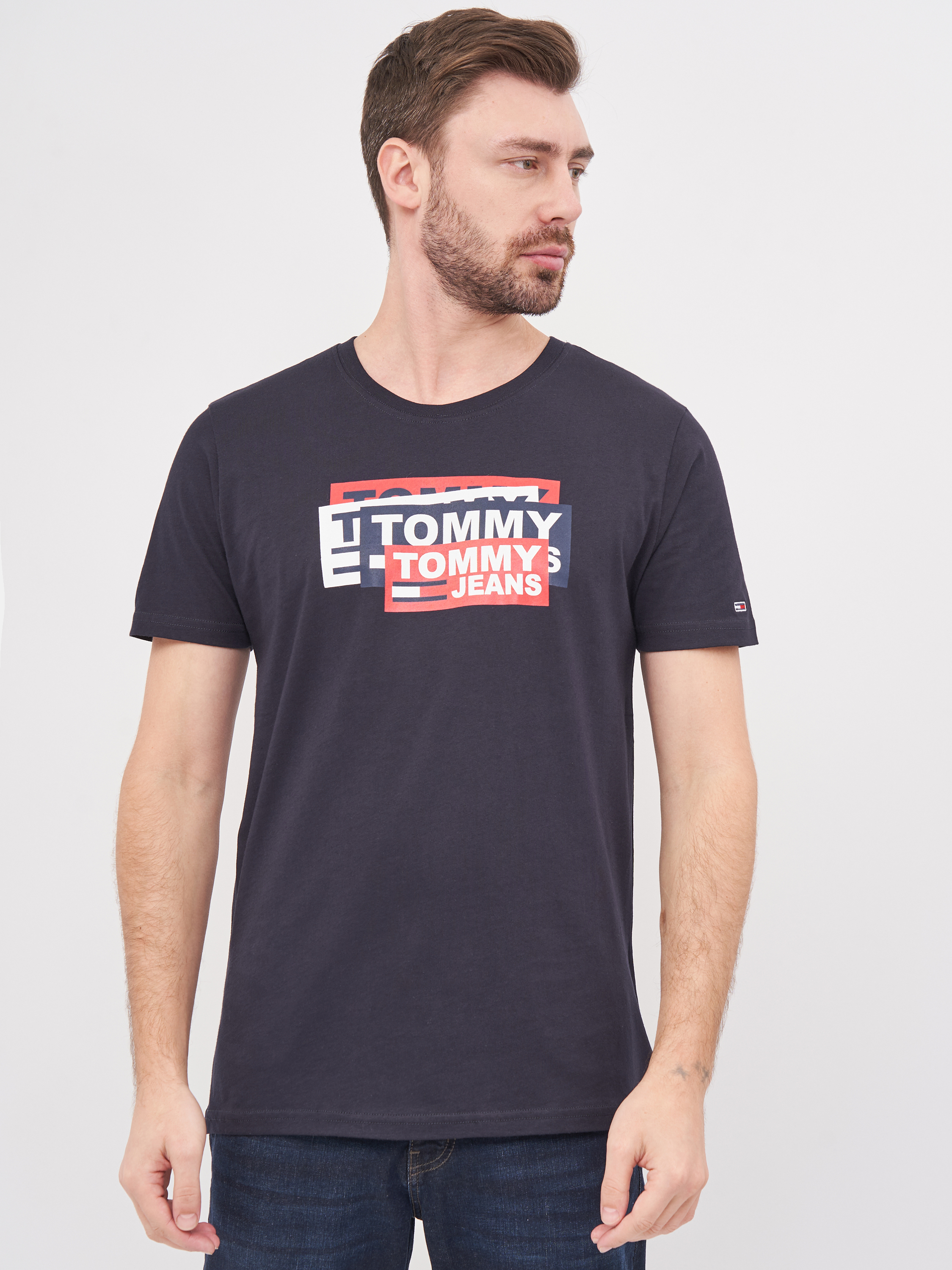 Акция на Футболка довга чоловіча Tommy Jeans 10206.1 L (48) Темно-синя от Rozetka