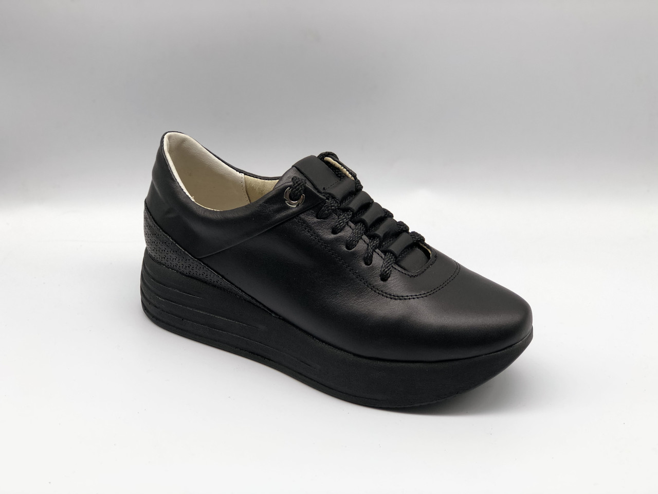 

Женские сникерсы L-fashion 313-3 39 размер черные