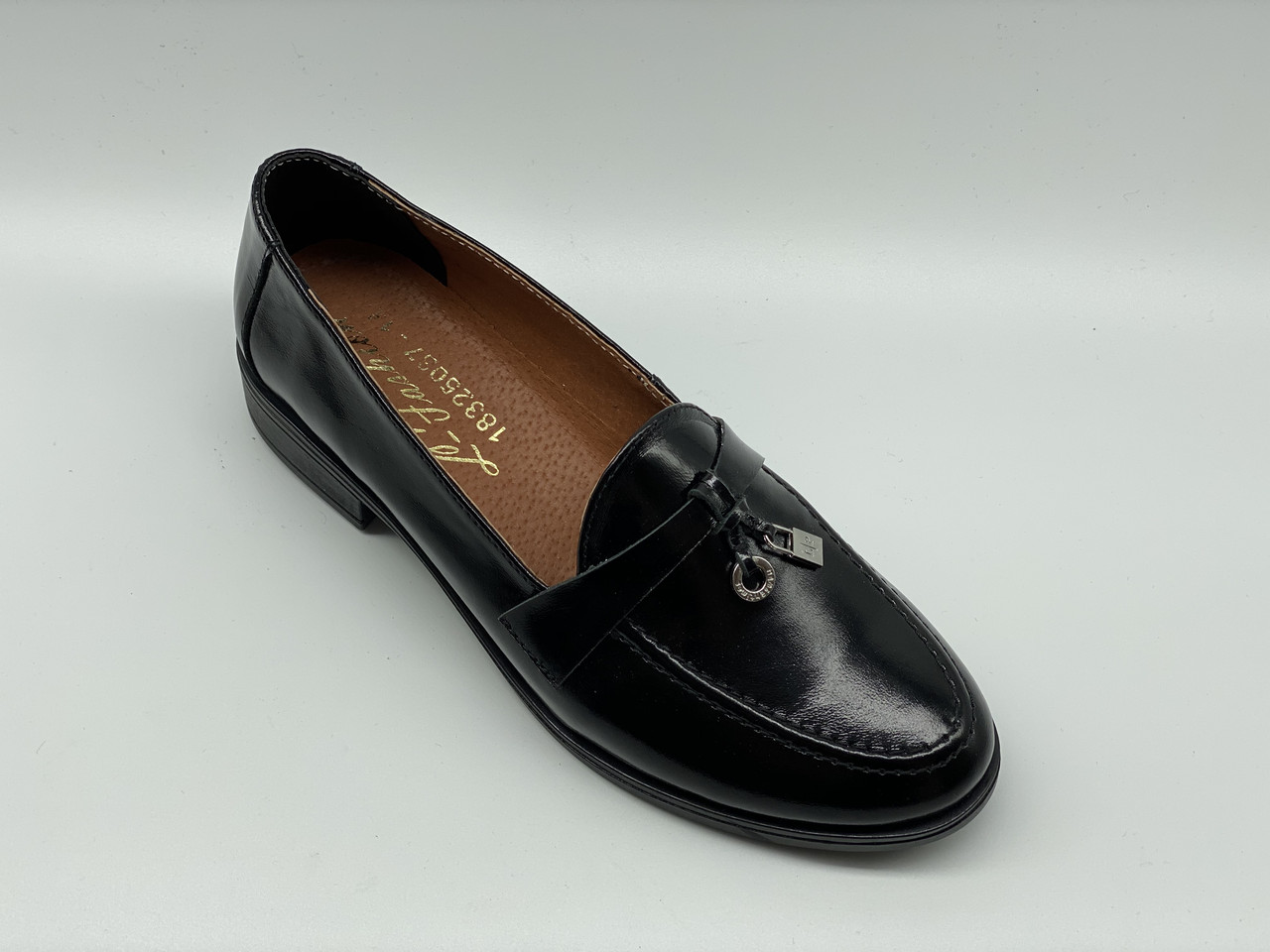 

Женские лоферы L-fashion 107-4 40 размер черные