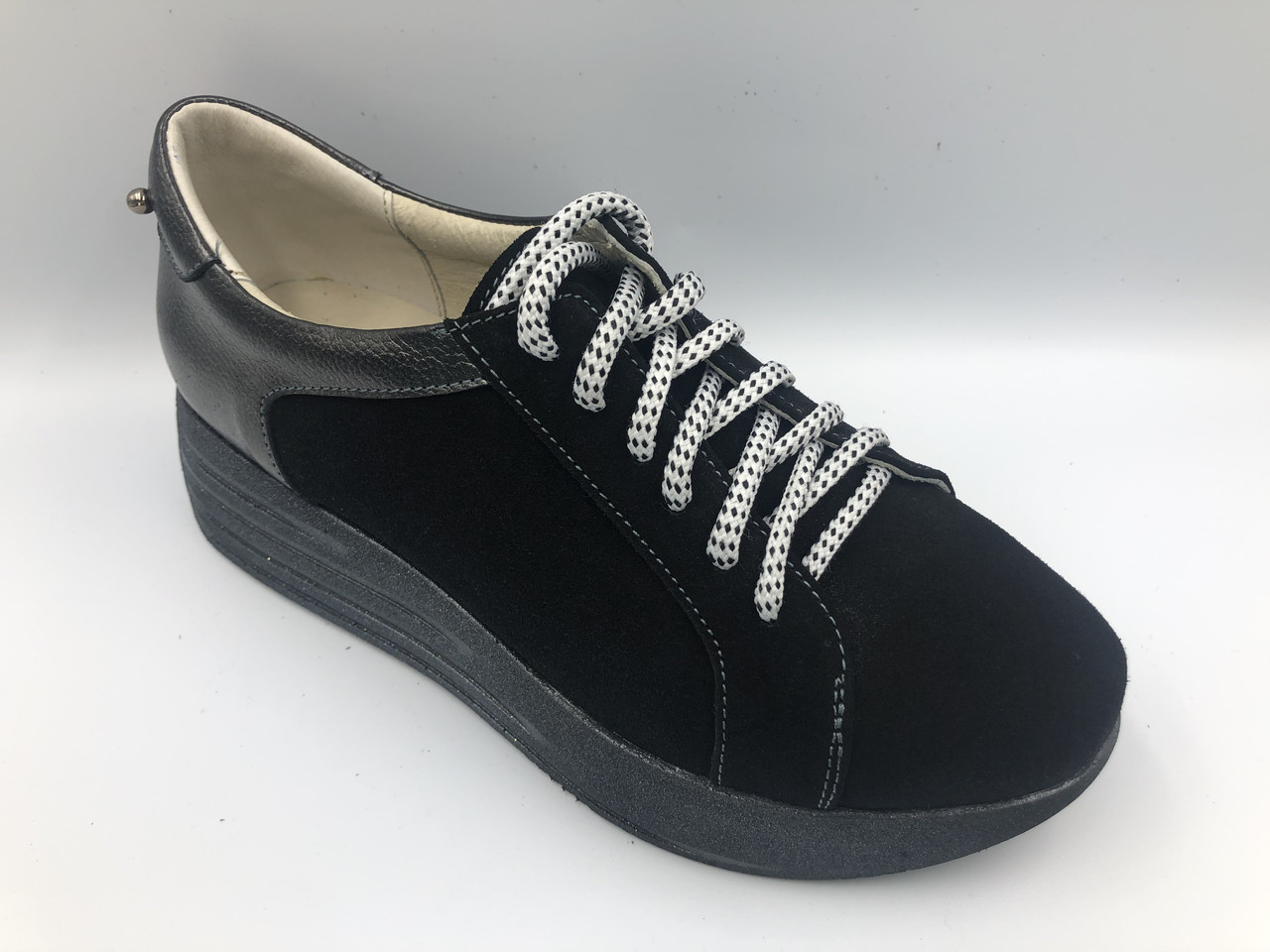 

Женские сникерсы L-fashion 305ч-3 39 размер черные