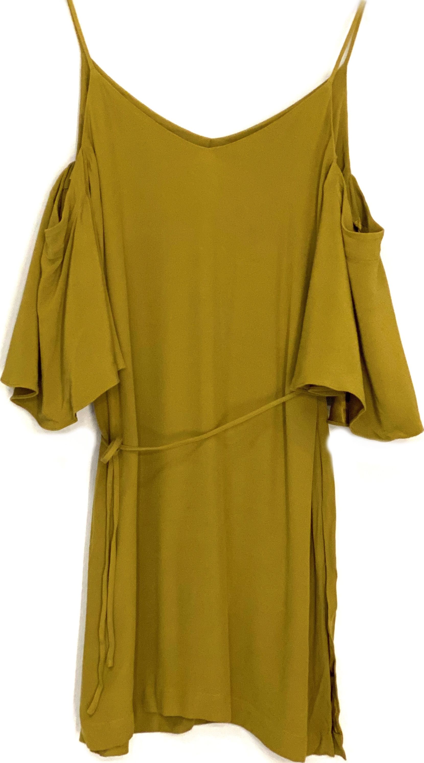 

Платье H&M 066666622 38 Горчичное