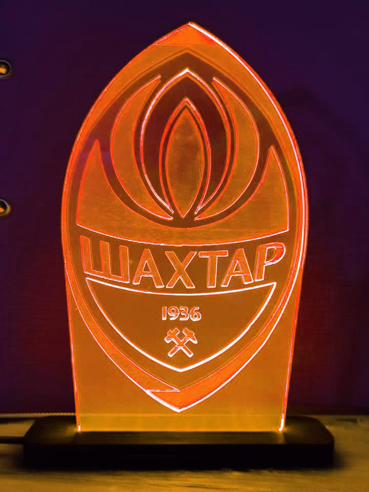 

Светильник-ночник ФК Шахтер желтый AVA-141