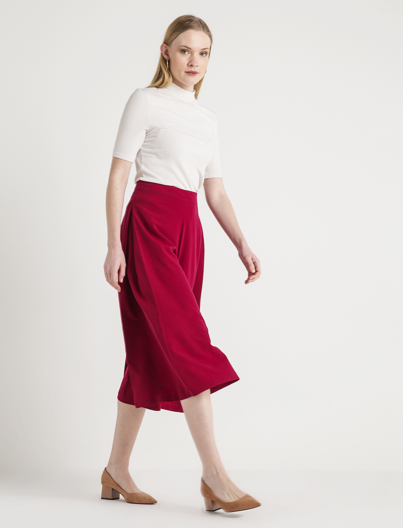 

Брюки BGN бордовый  (S18P170-бордовый, Брюки BGN бордовый 38 (S18P170-бордовый)