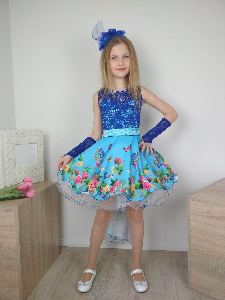 

Нарядное платье со шлейфом I.V.A.moda Розы 34 синий iva-501