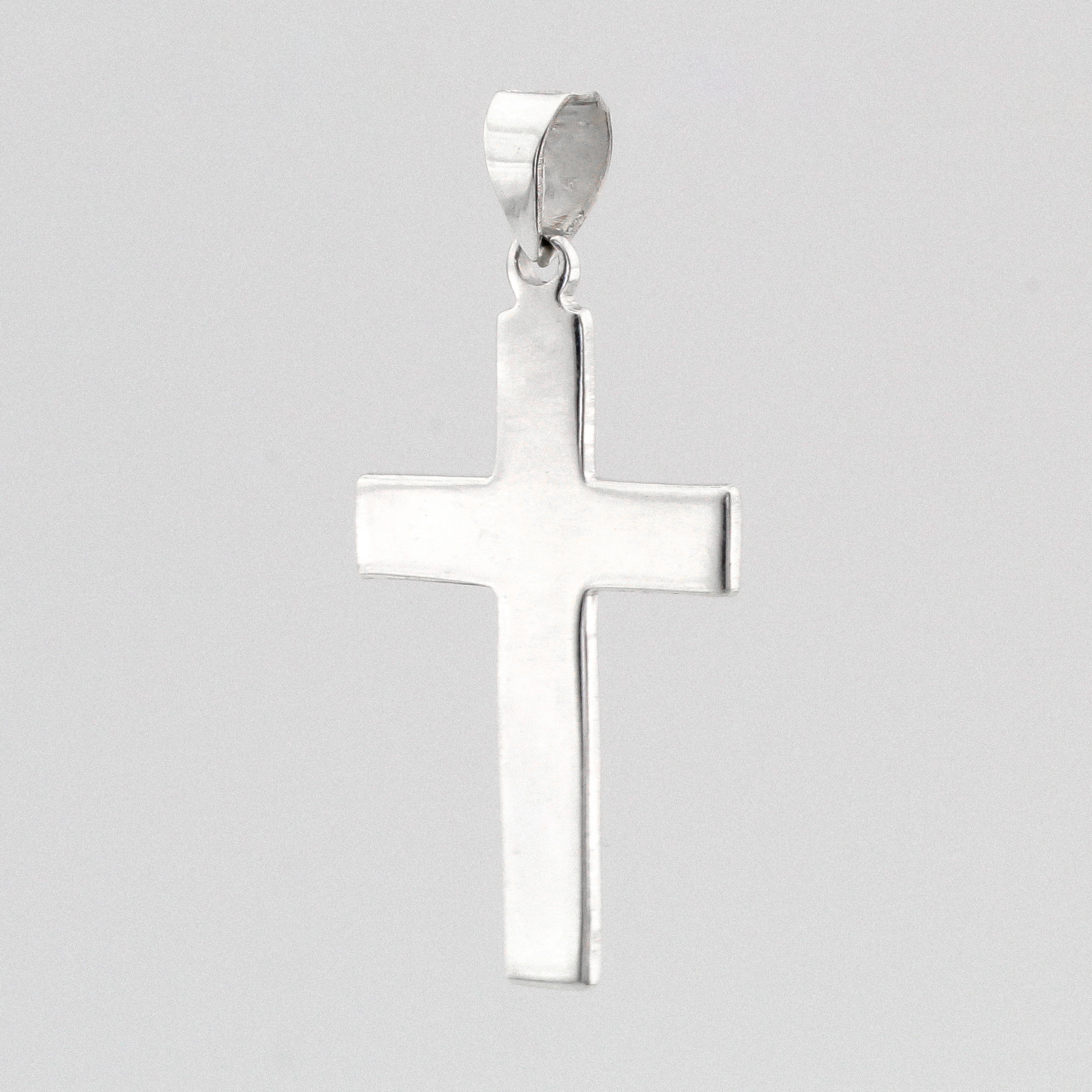 

Серебряный крестик P13646 Диамант