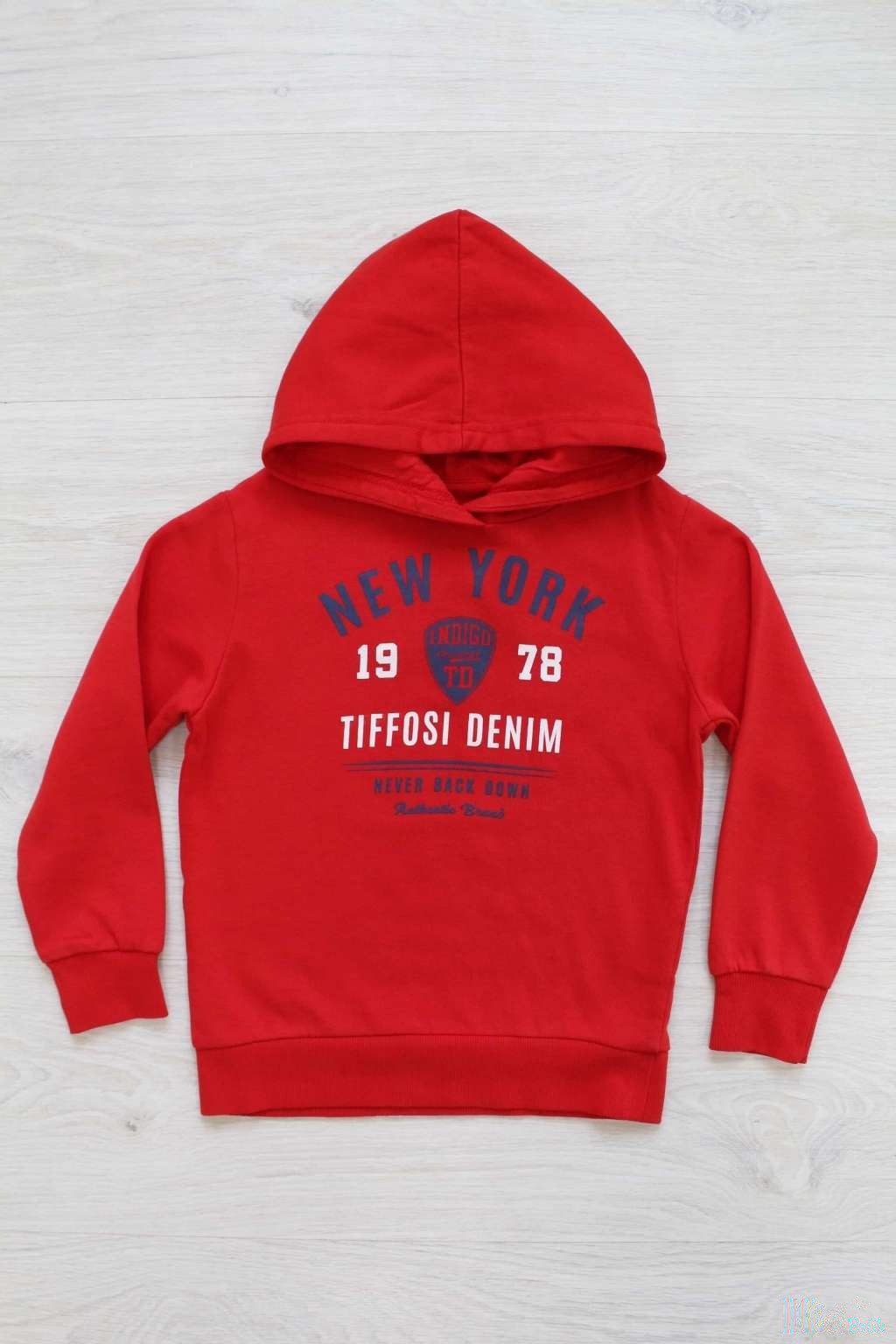 

Худи Tiffosi 104 см Красный (2125000502229)