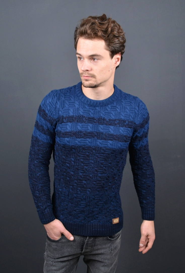 

Мужской свитер DressCode Турция 70% шерсть L джинс/голубой 24910