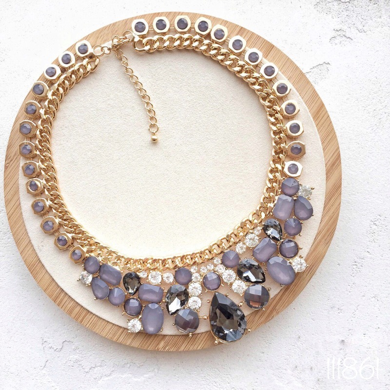 

Колье Miss Odri "Ladisla" женское золотистое с серыми камнями + подарочная упаковка