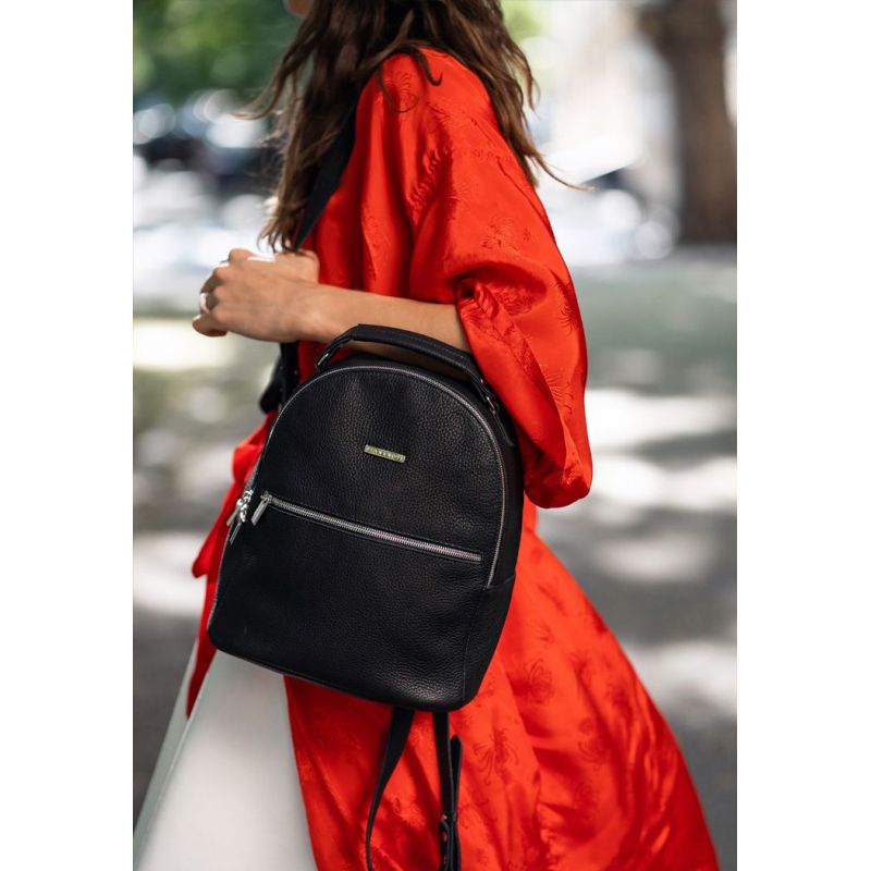 

Стильный кожаный женский мини-рюкзак Kylie BlankNote BN-BAG-22-onyx Черный