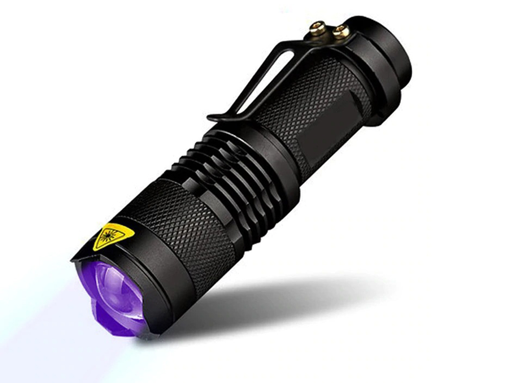 

Ультрафиолетовый фонарик Blacklight С функцией зума Светодиодный Черный (1007-068-00)