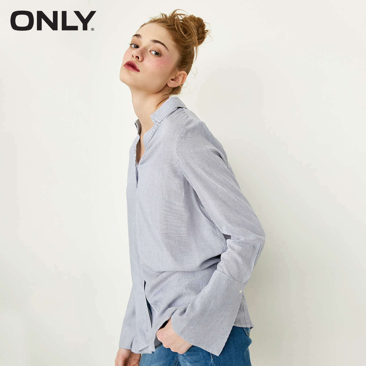 

Сорочка Only 117105521A01 S синій з білим