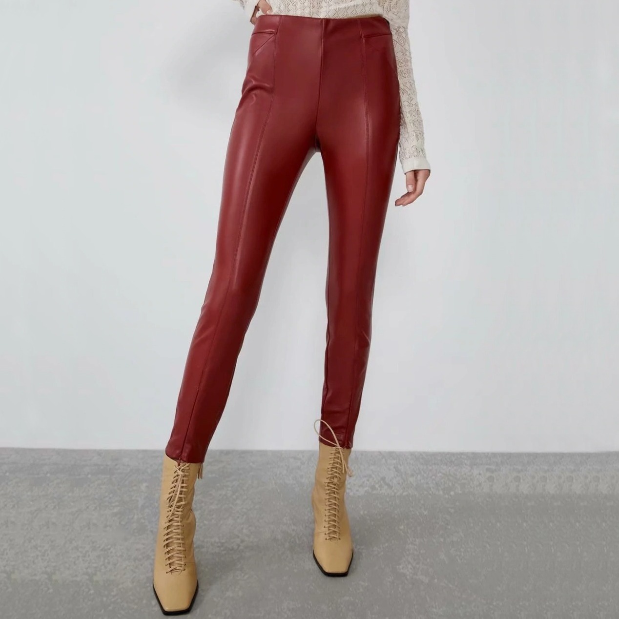 

Брюки женские skinny из искусственной кожи Red Berni Fashion (S) Красный