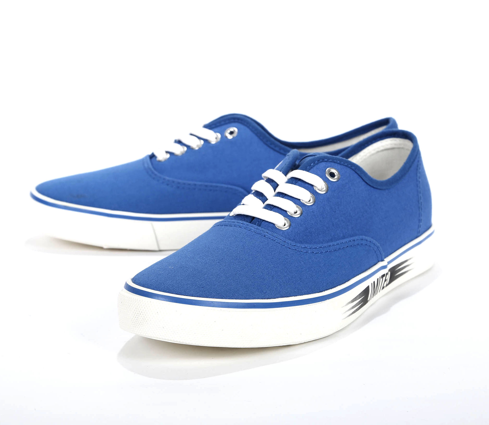 

Кеди Jack&jones 2182C8517F38 40 синій