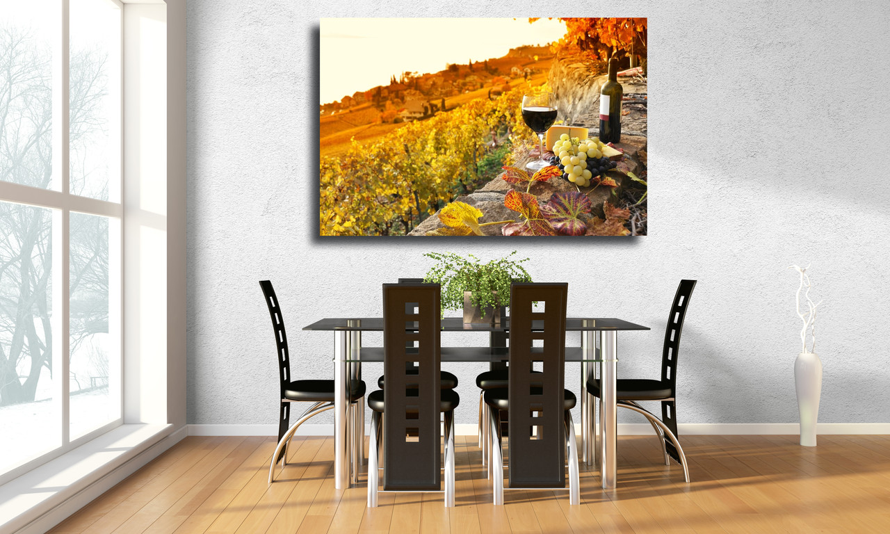 

Картина на холсте Бокал красного вина на винограднике 100х70