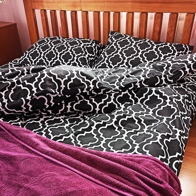 

Комплект постельного белья из бязи Time Textile Марокано черный двуспальный Черный TT103104-d 50х70