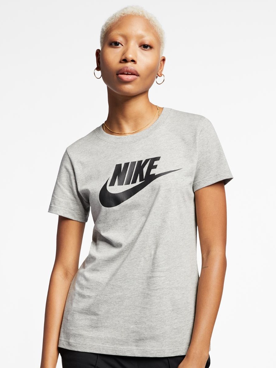 

Футболка Nike W Nsw Tee Essntl Icon Futur BV6169-063 L