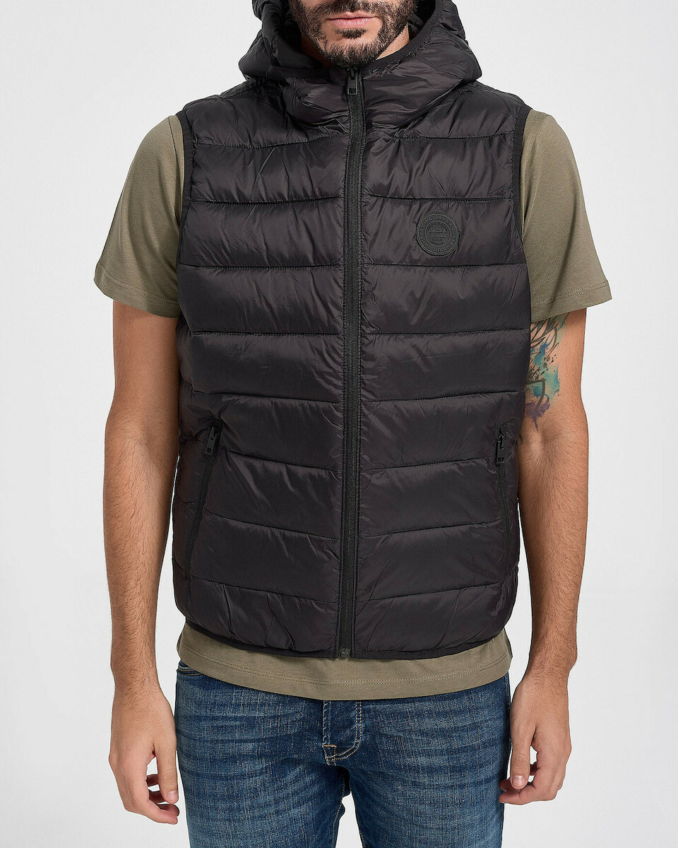 

Жилет Jack & Jones JJEMAGIC BODY WARMER HOOD 12173753 Black L черный