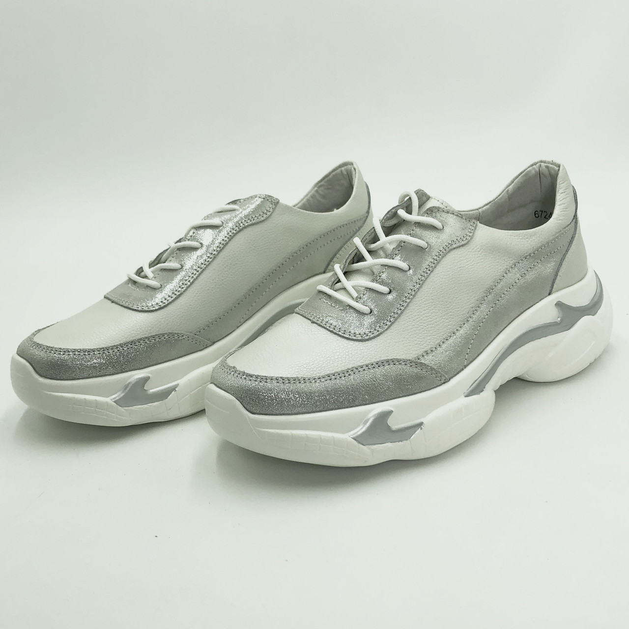 

Кросовки женские Gabis 67248-5 белый/серебро / Модель 99134 38