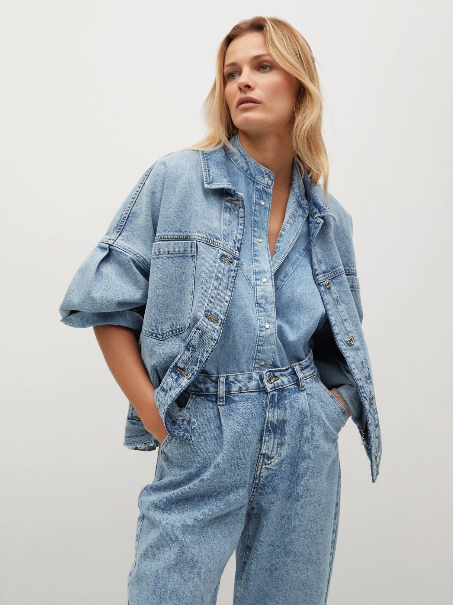 

Джинсовая куртка Mango 87064761-TM XS