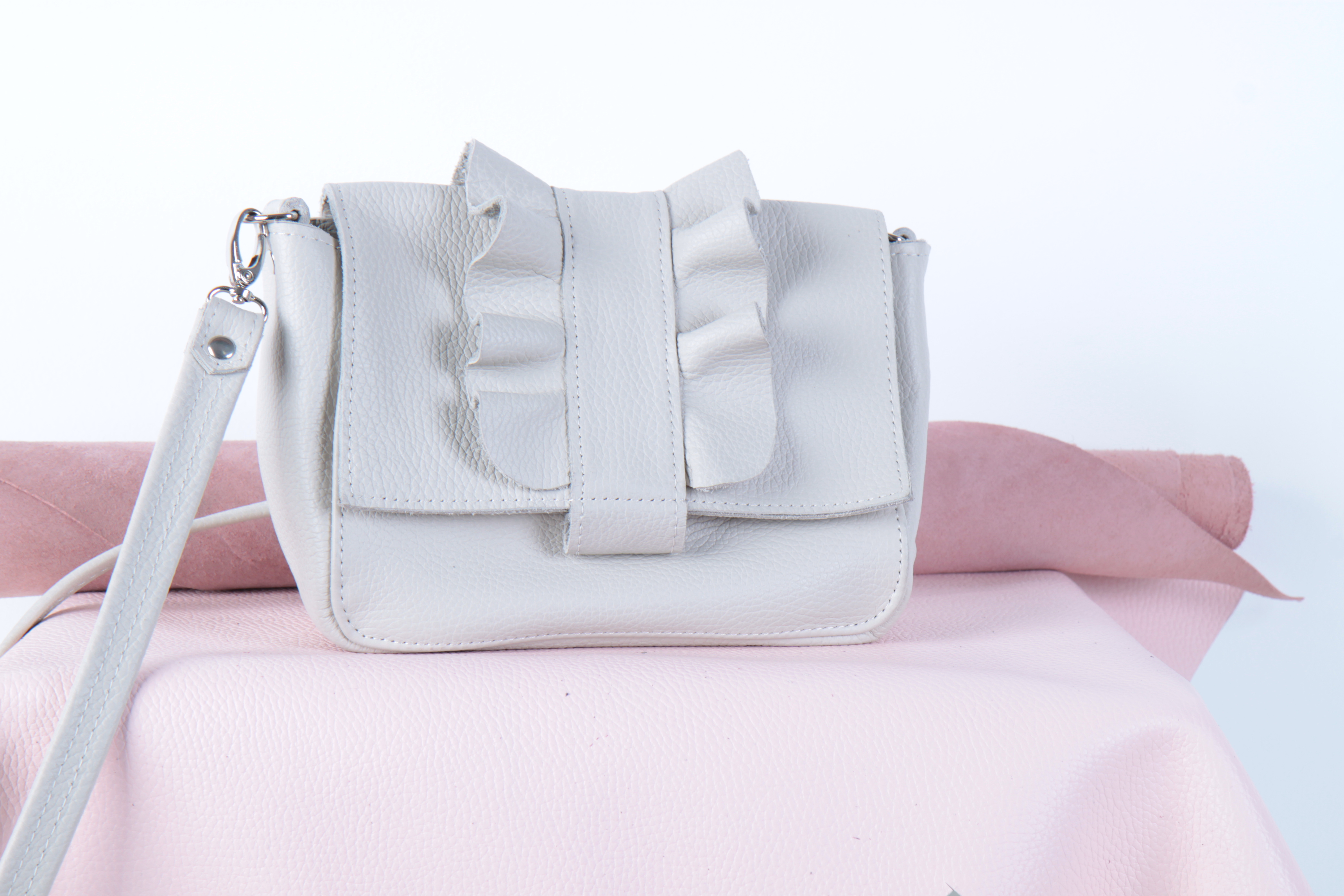

Сумка Bagster из натуральной кожи ручной работы
