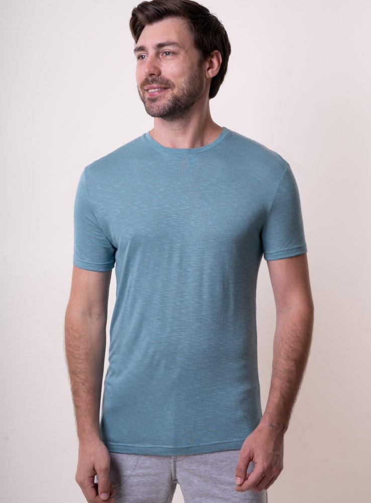 

Чоловіча футболка VD one з шовковою фактурою  Петроль 82730, Чоловіча футболка VD one з шовковою фактурою M Петроль 82730