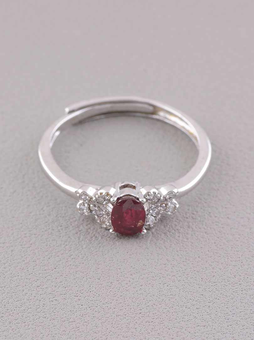 

Кольцо c гранатом безразмерное Sunstones 1,87 г. 077898-999