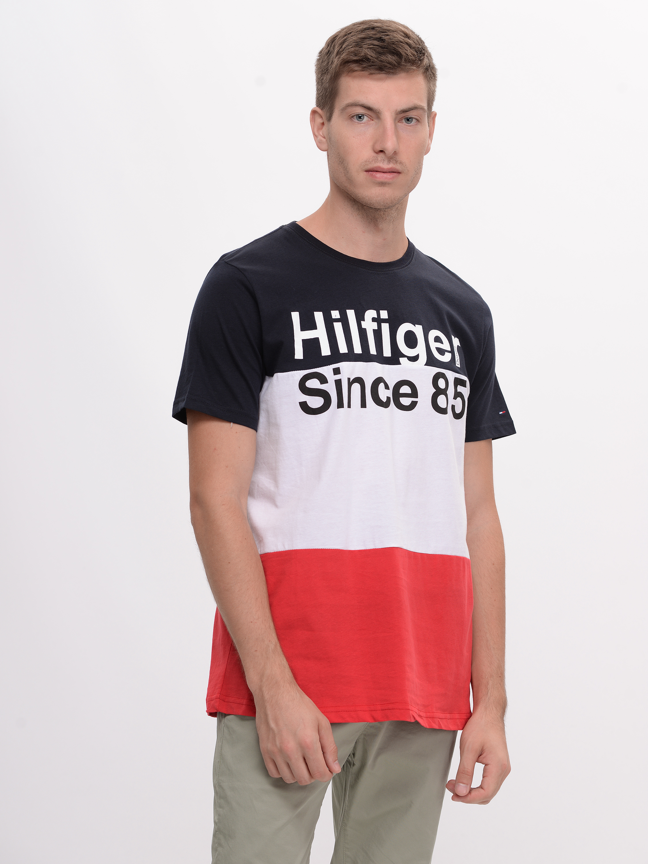 

Футболка Tommy Hilfiger 9558 XL (50) Синяя с белым и красным