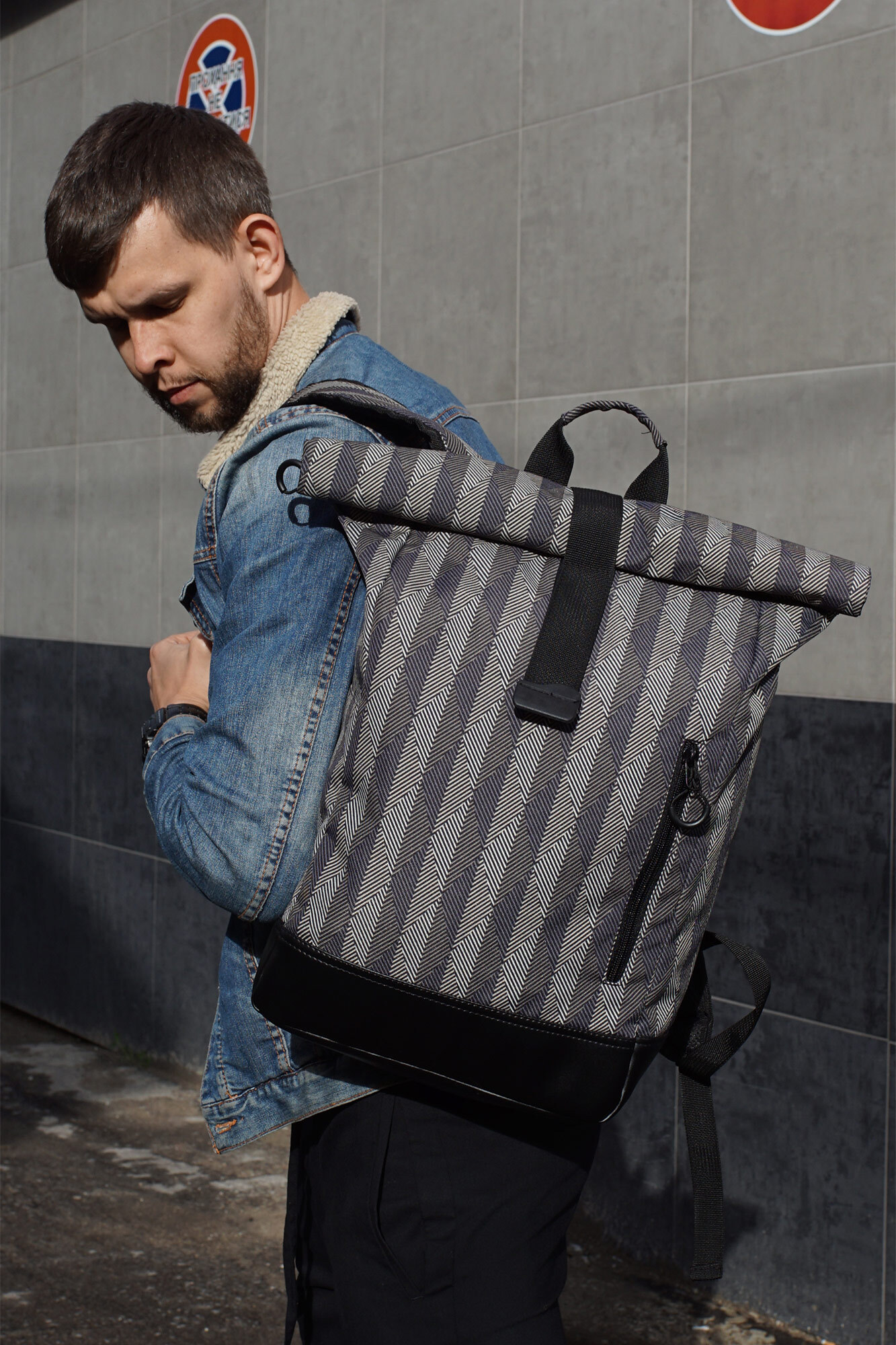 

Рюкзак Mamakazala Rolltop Серый
