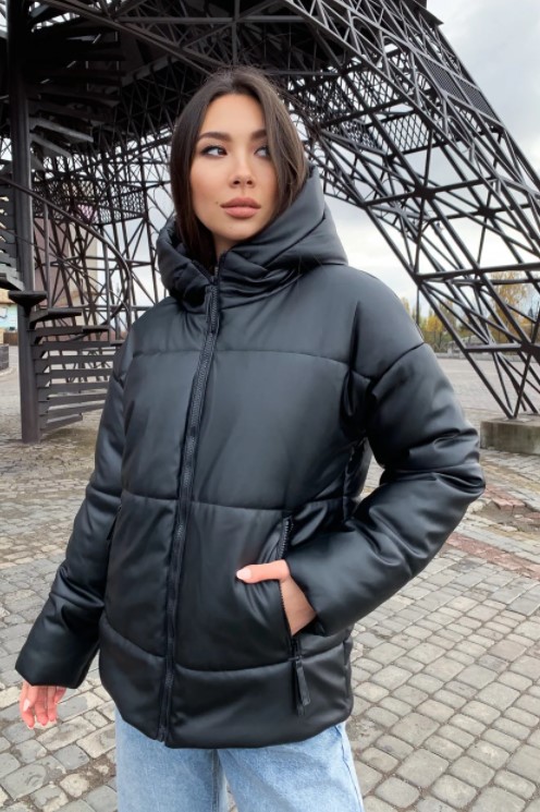 

Женская куртка зимняя c капюшоном из эко кожи KML 007  (-) Черный (K 007 B, Женская куртка зимняя c капюшоном из эко кожи KML 007 L (46-48) Черный (K 007 B)
