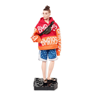 

Коллекционная кукла Barbie BMR 1959 Кен в худи (GHT93) (10-552053)