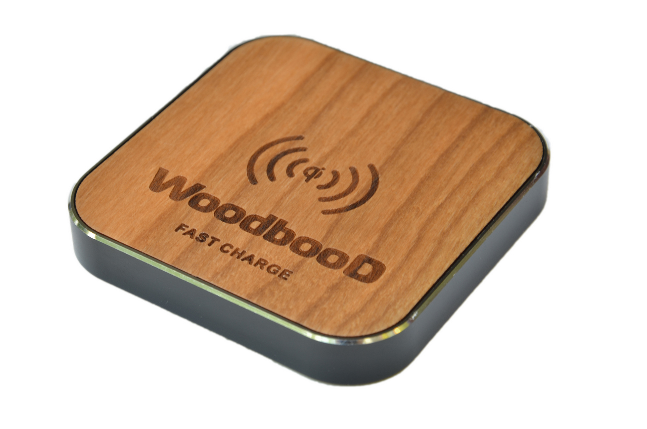 

Беспроводная зарядка для смартфонов WoodbooD Wireless Charge Standart Black