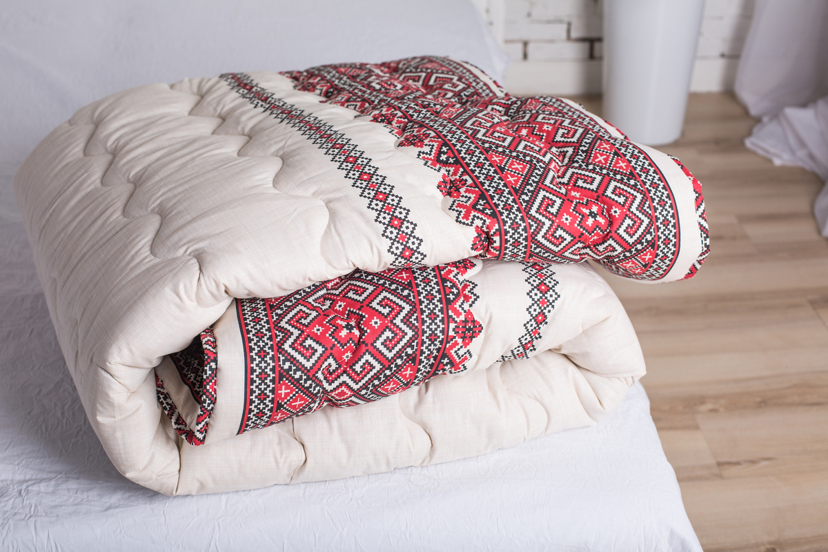 

Одеяло Novita Wool 200х220 см (40-0917 Red 200)
