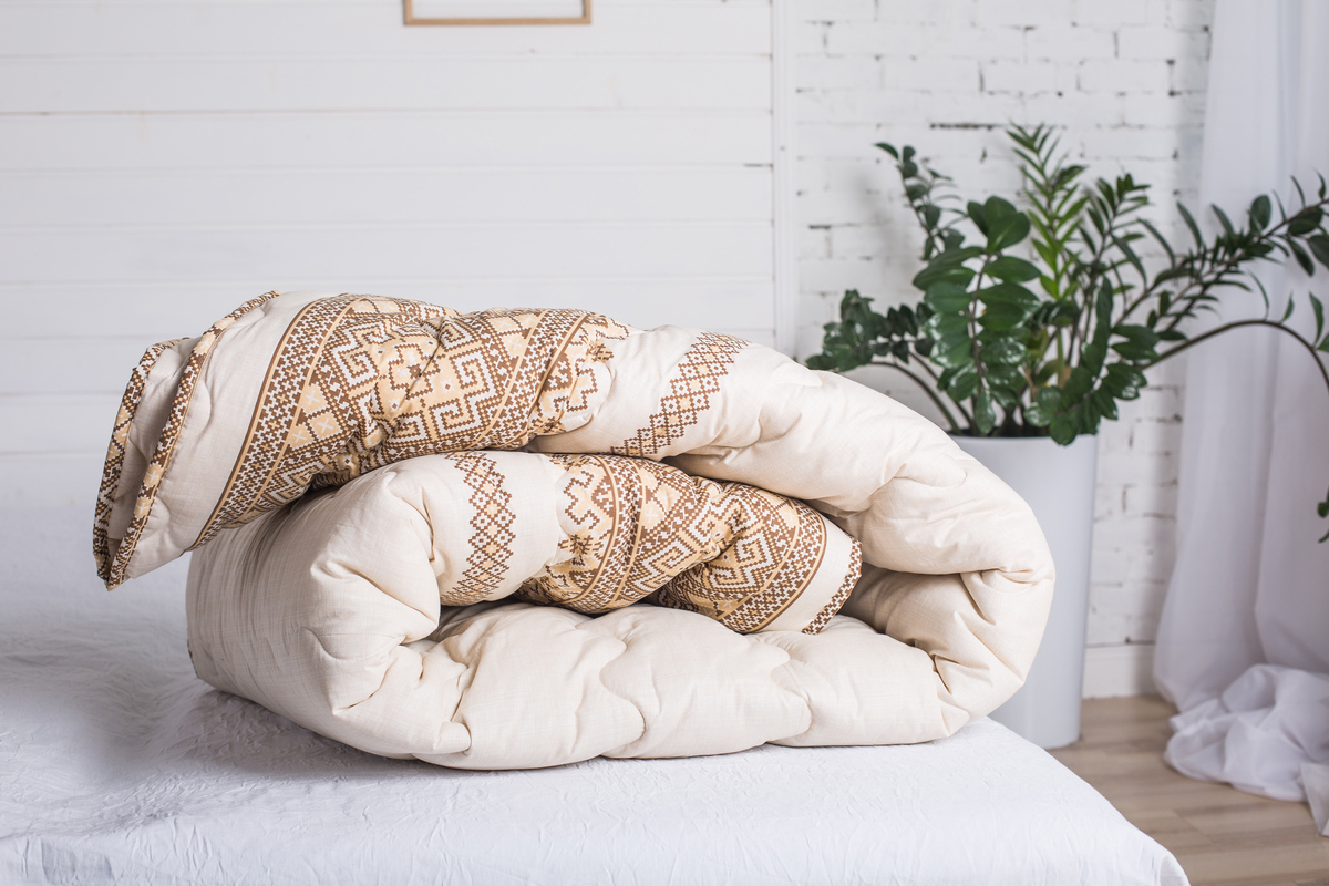 

Одеяло Novita Wool 172х205 см (40-0917 Brown 172)