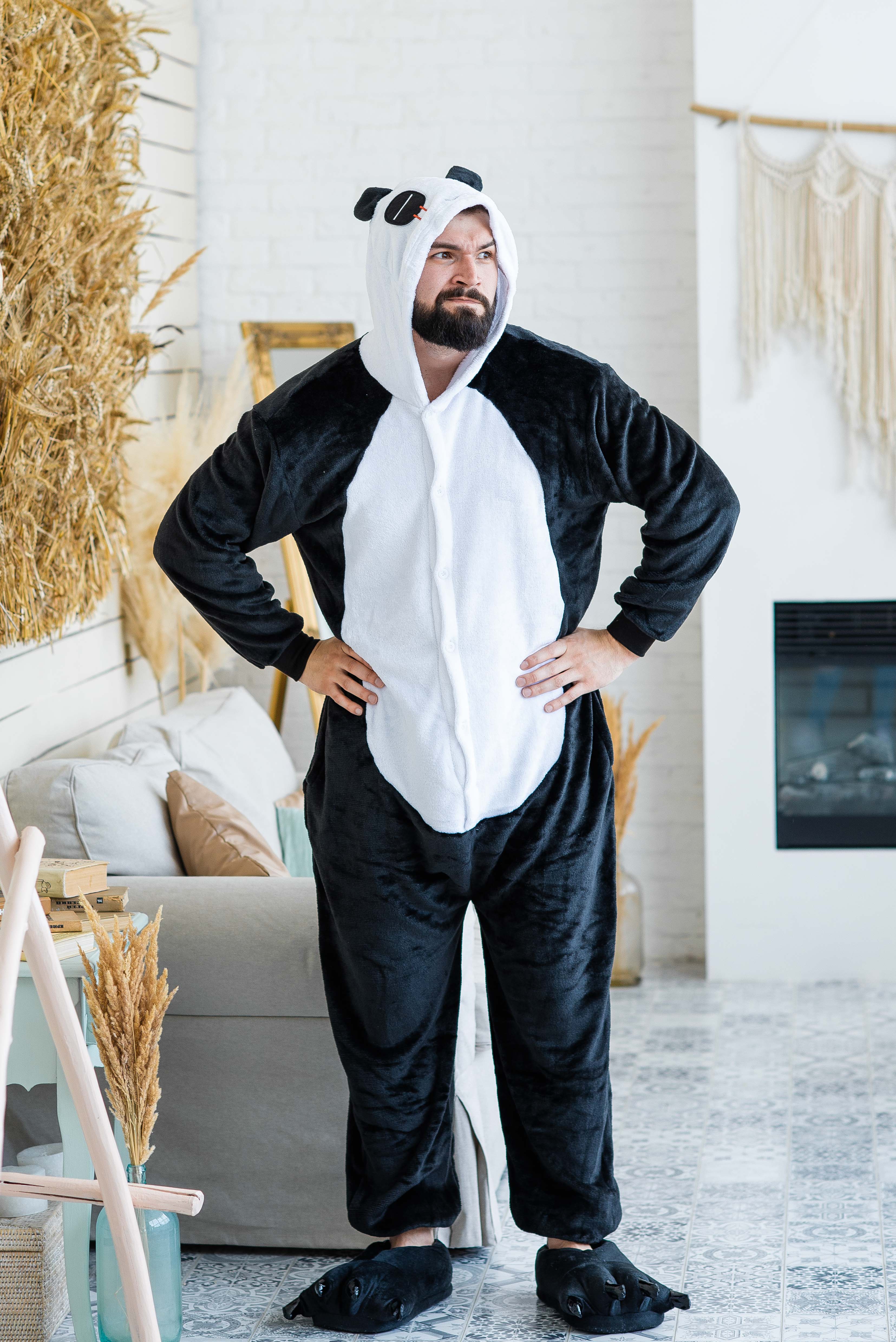 

Пижама Кигуруми взрослая BearWear Панда Аниме S 145 - 155 см Черный (K1W1-0068-S)