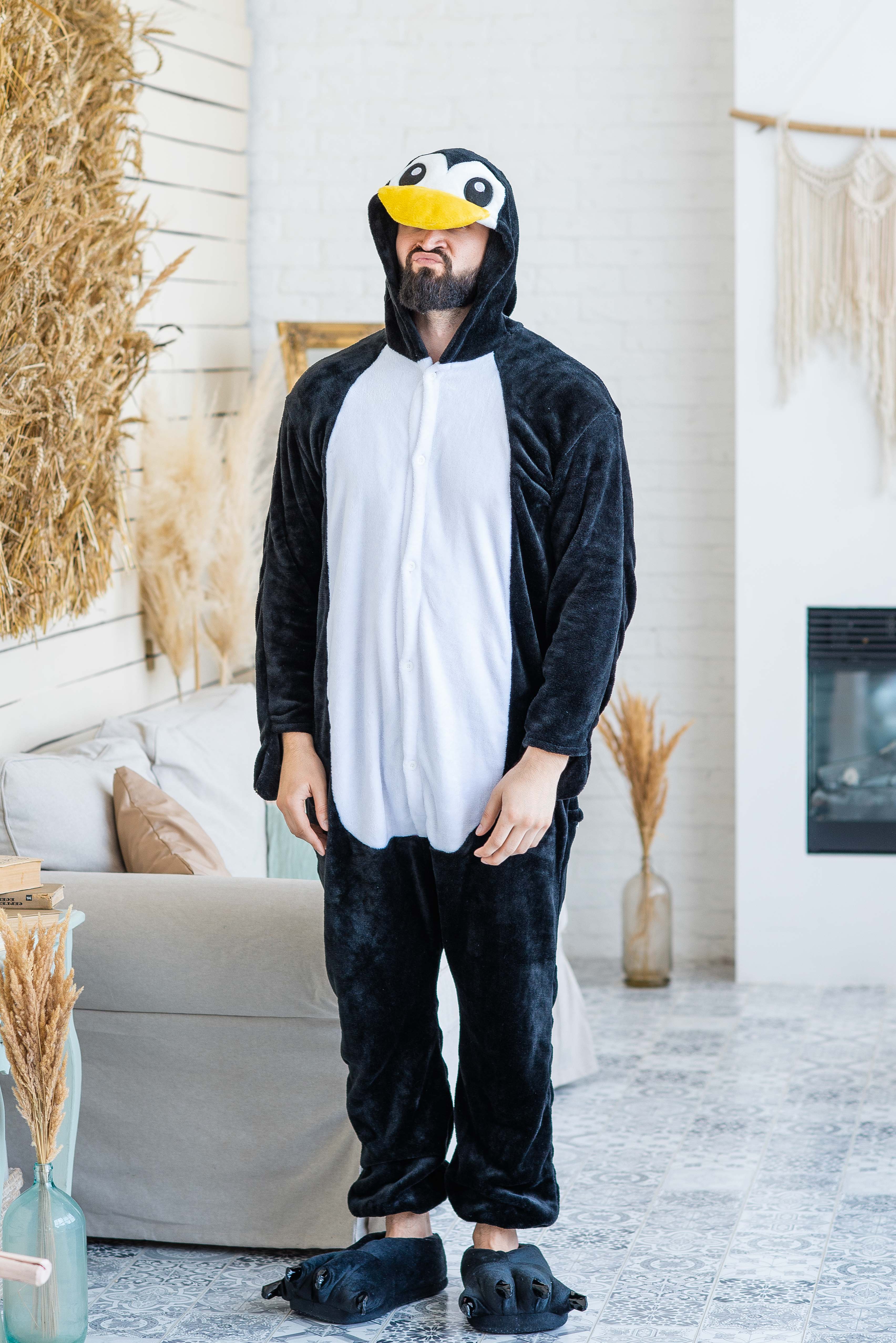 

Пижама Кигуруми взрослая BearWear Пингвин M 155 - 165 см Черный (K1W1-0071-M)